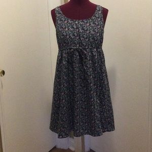 Floral sleeveless dress